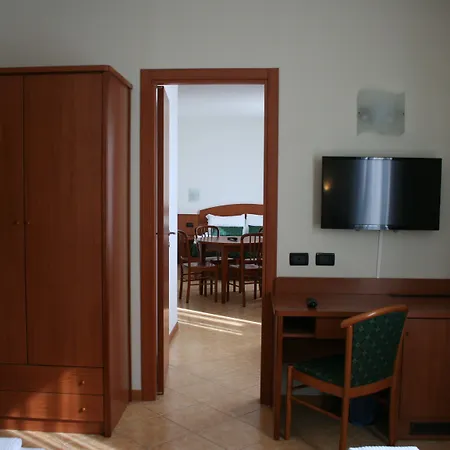 בית הארחה Alle Scuole 4*