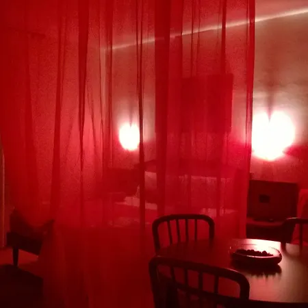 Alle Scuole בית הארחה 4*