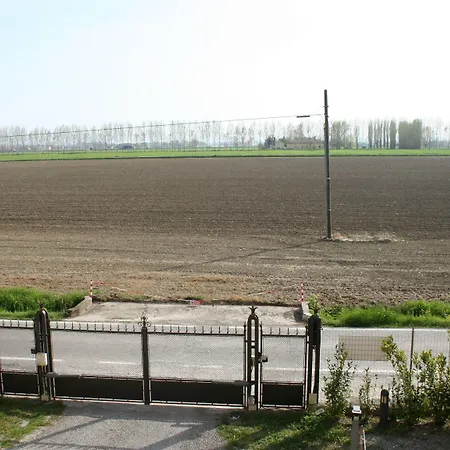 Alle Scuole בית הארחה