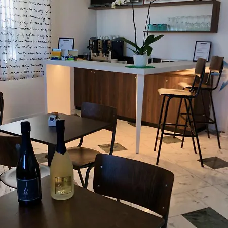 Alle Scuole בית הארחה