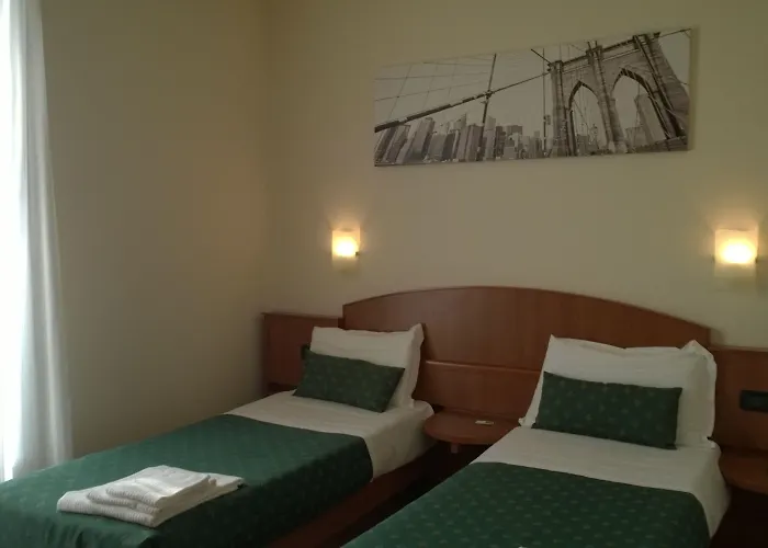 Alle Scuole بيت ضيافة غرانارولو ديلّيميليا