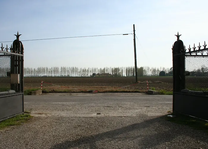 Alle Scuole بيت ضيافة