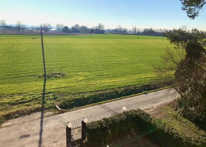 بيت ضيافة Alle Scuole 4*