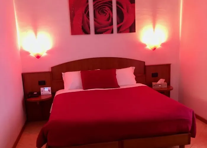 Alle Scuole بيت ضيافة غرانارولو ديلّيميليا