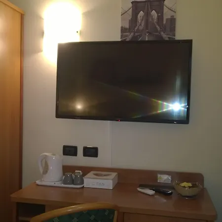 Alle Scuole 그라나롤로 델 레밀리아