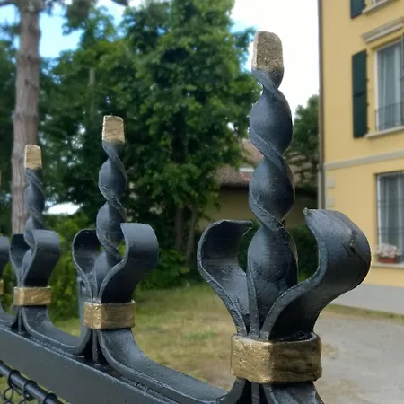 Alle Scuole Penzion Granarolo dellʼEmilia